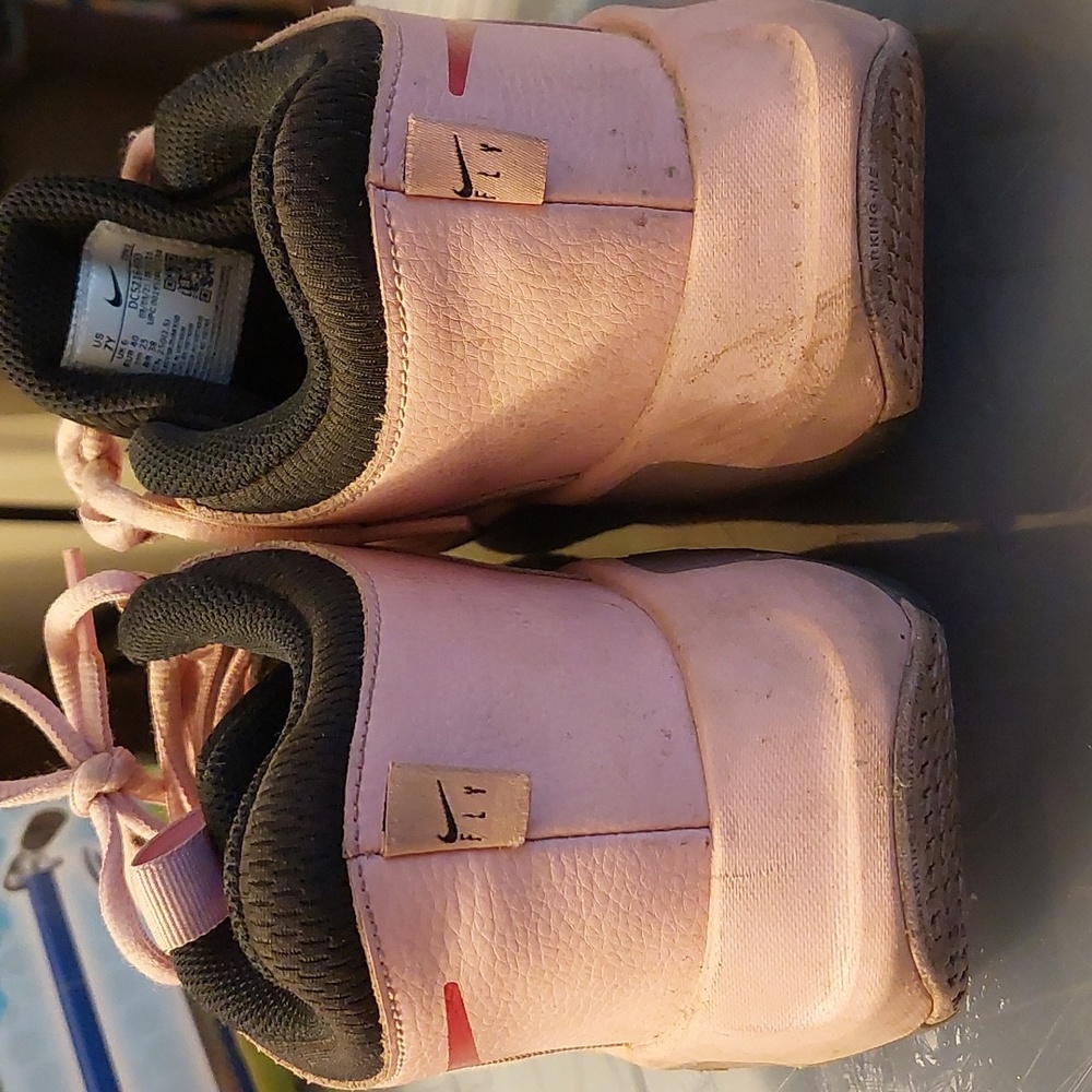 Girls Nike Zoom Crossover Size: 7Y, Pink - Picture 9 of 16
